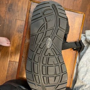 Womens size 8 chacos, never worn